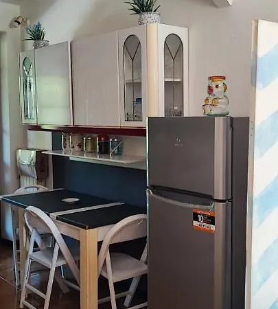 Casa Tintibutti * ピエトラサンタ